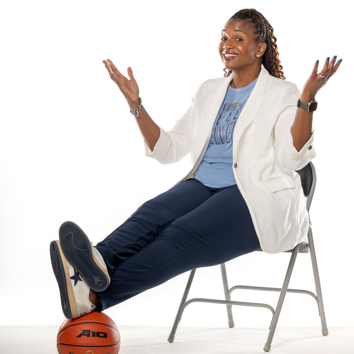 A10WBB's tweet photo. Flying high with @DaytonWBB's Mariah Perez and Coach Tamika Williams-Jeter at #A10MediaDay 📸 https://t.co/dshv5u6tFD