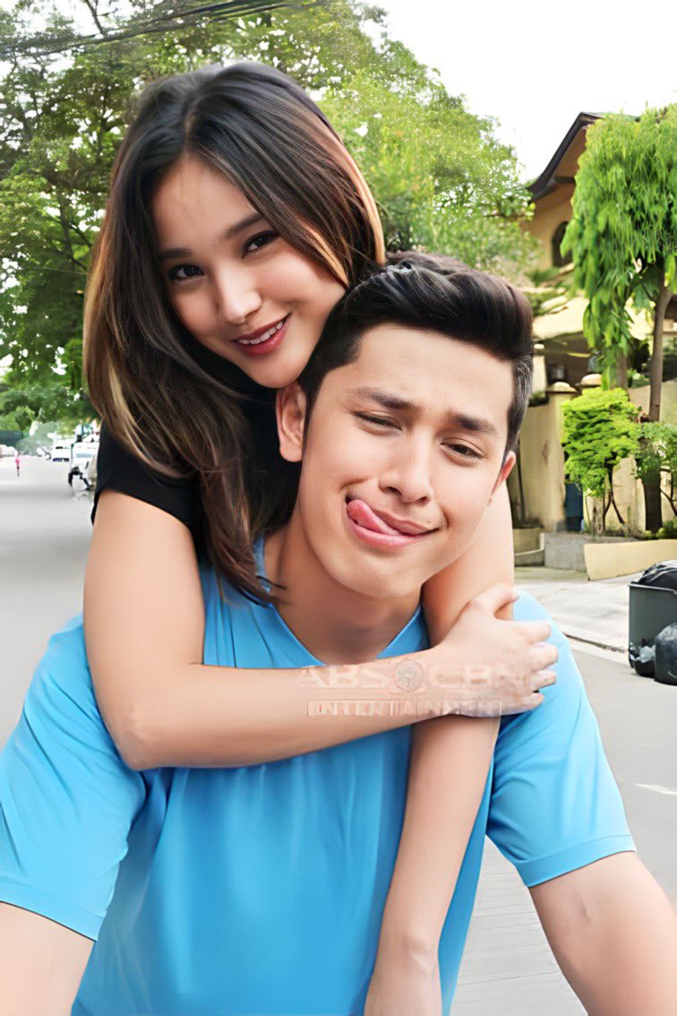 itsmejayvee_27's tweet image. New Photos of @MissKareee &amp;amp; @AljonMendoza_ 💛 don’t forget to watch &amp;amp; stream Hex Boyfriend on YouTube.
Here’s the link youtu.be/_zliDlLdam4?si… and vote them on #9thRAWRAwards lionheartv.net/9thrawrawards/… and choose KarJon
#KarJon #KarinaBautista #AljonMendoza #HexBoyfriend