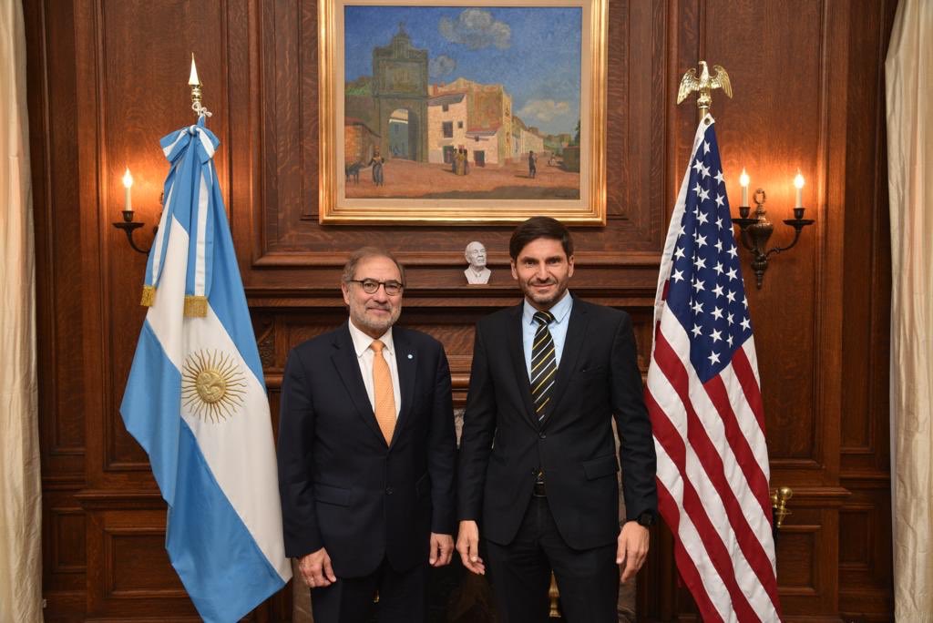 La etapa que viene para Santa Fe nos presenta el desafío de sumar inversiones, generar puestos de trabajo y apuntalar el desarrollo tecnológico en cada una de las áreas de la economía. En la Embajada Argentina en Washington hablamos con Jorge Argüello, embajador argentino, sobre