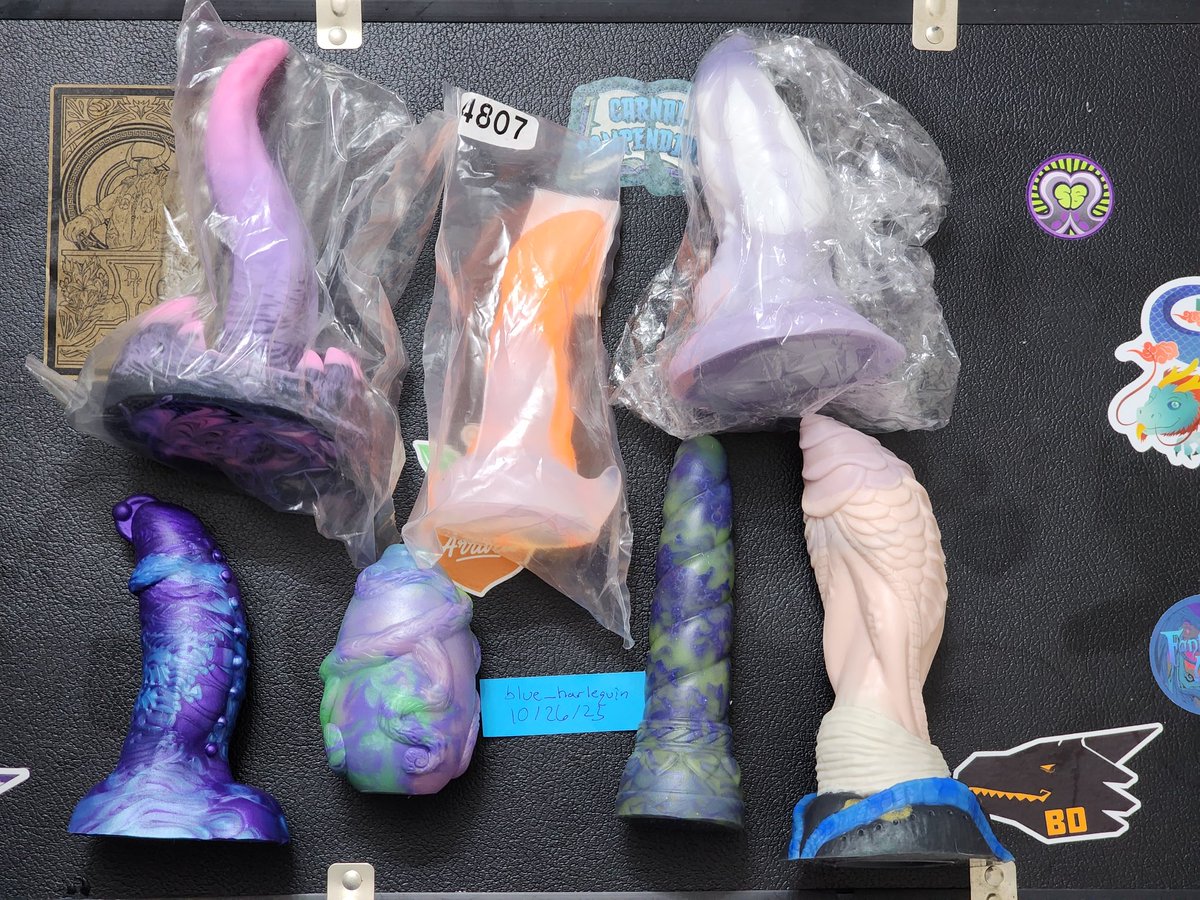 Blue4Tokio's tweet photo. WTS 
Baphomet's Workshop Xenom m/uv  - $95
Pleasure Forge Roc xs/uv+gitd -$60
Creature Feature Toys Phaethon m/uv+gitd - $65
Carnal Compendium Garekk s - $65
Strange Bedfellas Emme Egg m/uv - $35
Bad Dragon Mystic mi/uv+gitd - $45
Exotic Erotica Yacuruna s - $60
@baddragonresell https://t.co/CoU5e19REO