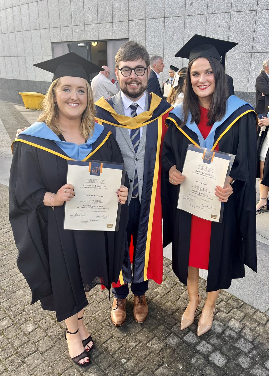 patjburke's tweet photo. 👏 to all of today’s MEd in Literacy Professional Practice graduates. A super bunch!

An extra special 👏to:

🎓Gráinne Corcoran, who researched team teaching/inclusive writing practice

and 

🎓Imelda Hanly, who explored dialogic teaching/cultural diversity 

🎉

#DCUGraduation https://t.co/VSHjtbaA5b