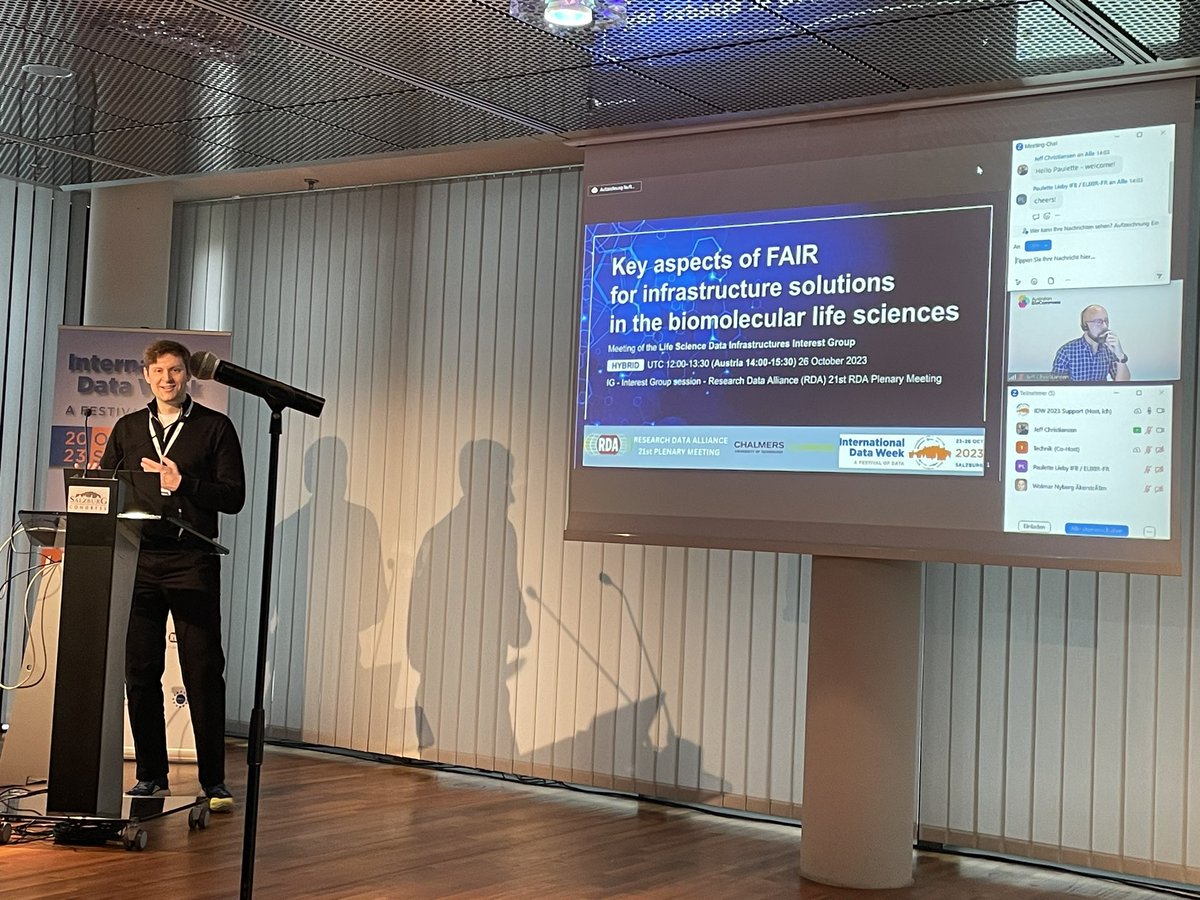SusannaASansone's tweet image. Wolmar Åkerström @ELIXIREurope &amp;amp; Jeff Christiansen @AusBiocommons on FAIR enabling landscape, incl #FAIRcookbook (faircookbook.elixir-europe.org) in the @resdatall #lifescience infrastructure WG session rd-alliance.org/plenaries/inte…
#IDWSalzburg2023 #FestivalofData #RDAPlenary #SciDataCon23