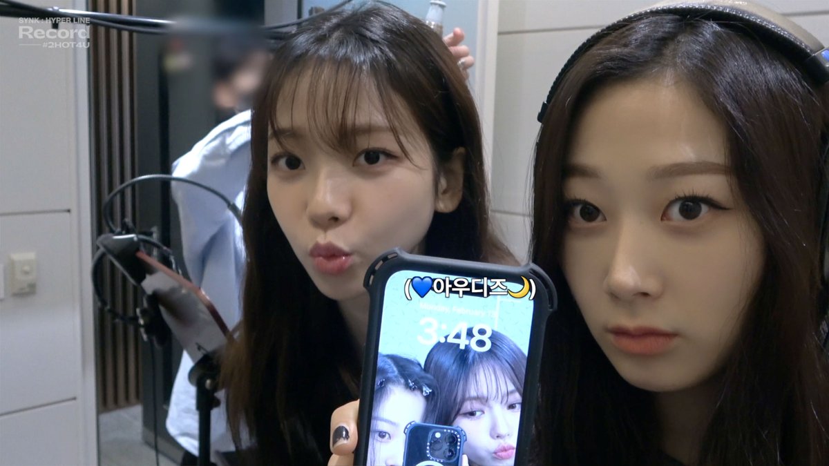 GISELLE ’2HOT4U’+KARINA ‘Menagerie’ Recording | aespa LIVE TOUR 2023 ‘SYNK : HYPER LINE’ Record #14

youtu.be/ixQXTFWxU3s

#aespa #æspa #에스파
#KARINA #카리나 #Menagerie
#GISELLE #지젤 #2HOT4U
#SYNK_HYPERLINE
#aespaLIVETOUR2023_SYNK_HYPERLINE
#Recording #Behind