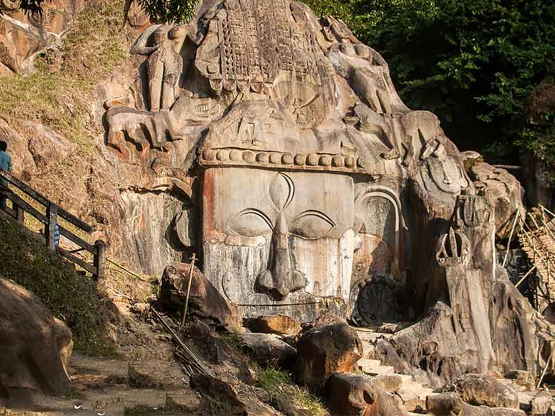 Pahrulitours's tweet photo. Heritage Sites in India - Unakoti
Unakoti, famously known as Angkor Wat of the North-East, located about 180 km from Tripura's capital, Agartala, is a sculptural emblem and ancient Shaivite place that hosts rock carvings figures and images of gods and goddesses. https://t.co/jXRnQvcXUg