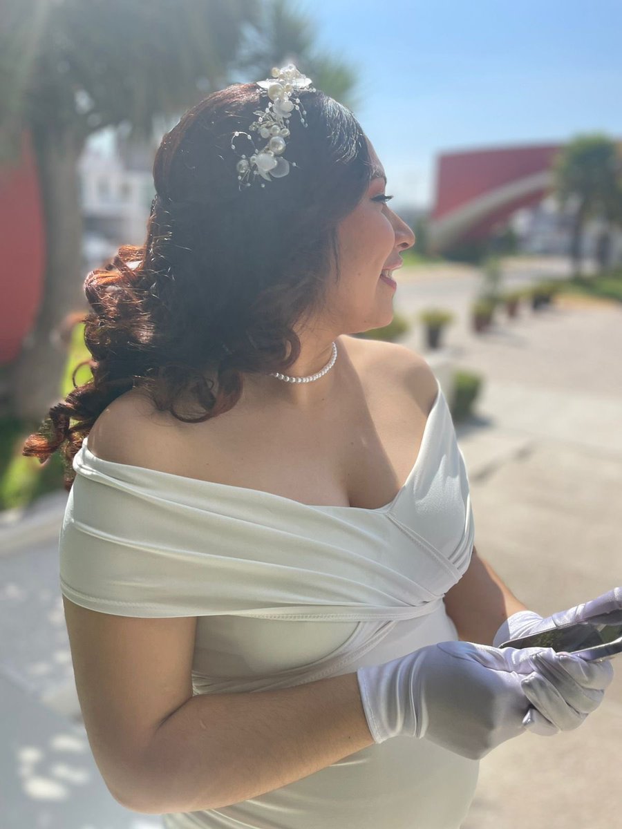 Yocelin_Cts7's tweet photo. OFICIALMENTE 
MR &amp; MRS TREJO 🤍

Los amo. 👰🏻‍♀️🤵🏻‍♂️👶🏻💙🤍 https://t.co/FsQ2VrJhAp