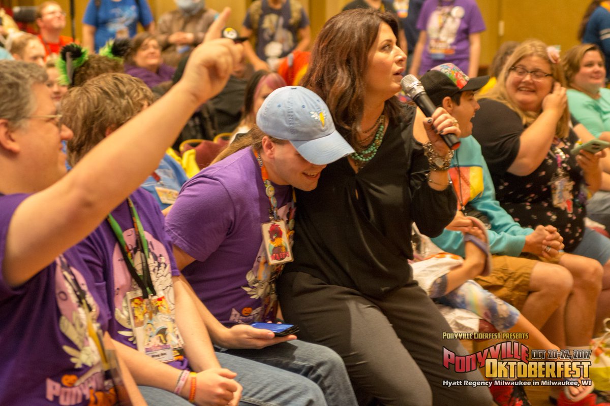 FizzyPCF's tweet photo. The energy at the Charity Auction from #PVCF17 seemed positively energetic with @mouthnoize hopping into the crowd and helping to raise money for our charity partner that year!
It's a wonderful #ThrowbackThursday moment that I wanted to share with all of you this morning! https://t.co/lRwUkjW27J