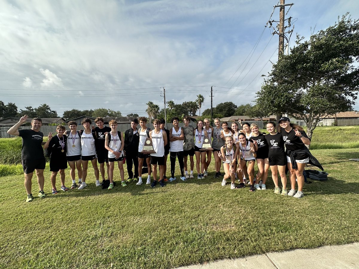 Molly Ebeier tweet media