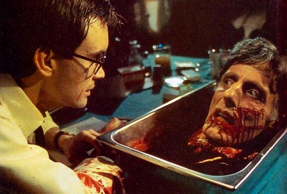 It was a real privilege to interview Dennis Paoli, the screenwriter of RE-ANIMATOR 🧪 who just released his first new movie since 2001 (SUITABLE FLESH rules, btw). Check out my article 👉 inverse.com/entertainment/…