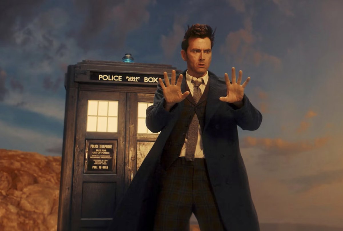 ThirdEditions's tweet photo. En parlant de @DavidTorresFR et Doctor Who, savez-vous qu'à l'occasion de son 60e anniversaire, la série fera son retour pour 3 épisodes spéciaux, dans lesquels David Tennant reprendra possession du docteur ?

Et ça sera disponible en France sur Disney + le 25 novembre ! https://t.co/QLDEXMz04x