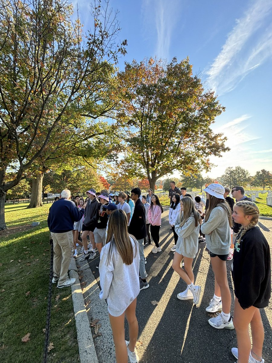 KarrerBus4's tweet photo. Gooooood Morning from Arlington National Cemetery 🇺🇸🩶🪦 https://t.co/5Ny6stDVJW