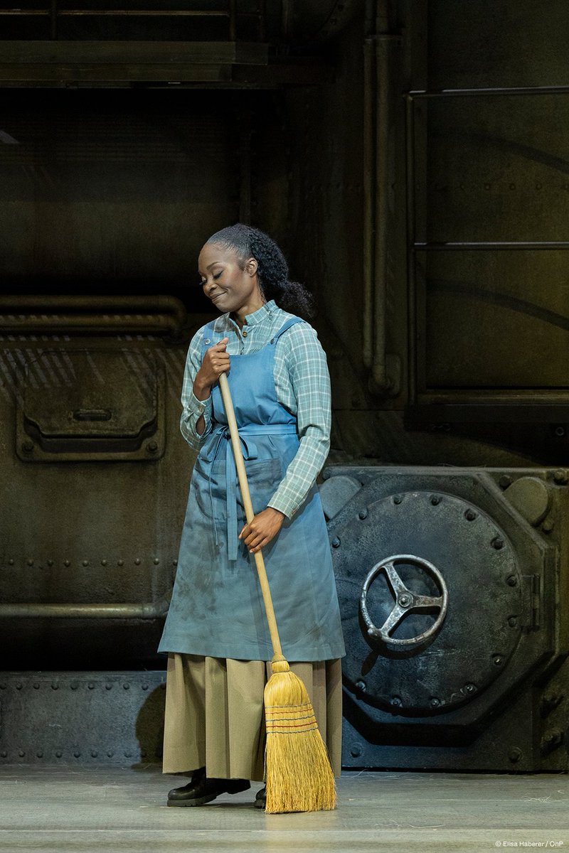 operadeparis's tweet photo. #Cendrillon
Retour sur la Première de l'opéra de Jules Massenet avec @jeaninedebique, Paula Murrihy, @CWettergreen, Laurent Naouri, @barcellonadani, Marine Chagnon et Emy Gazeilles. 👏
https://t.co/aYO69NZm18 https://t.co/JZMcM9dvgg
