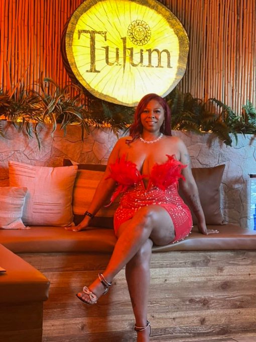 Cherri_LeBomb’s pics and videos