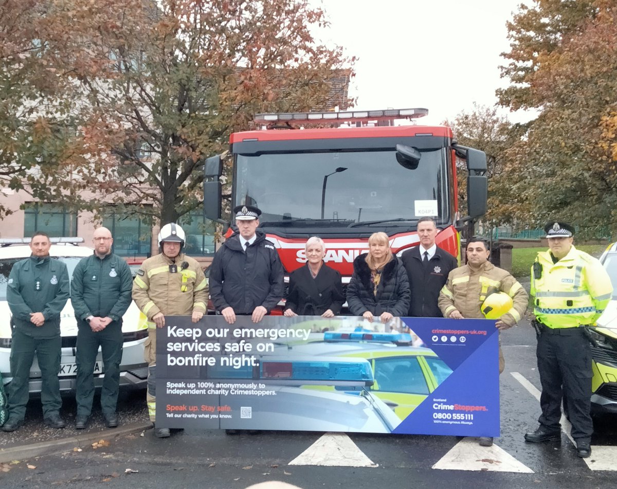We launched #OpMoonbeam in Edinburgh today alongside @fire_scot, @scotambservice and @crimestopSCOT. Moonbeam sees Public Order Officers support local policing teams over Bonfire Night. Read more here ➡️ow.ly/XCHt50Q10iw