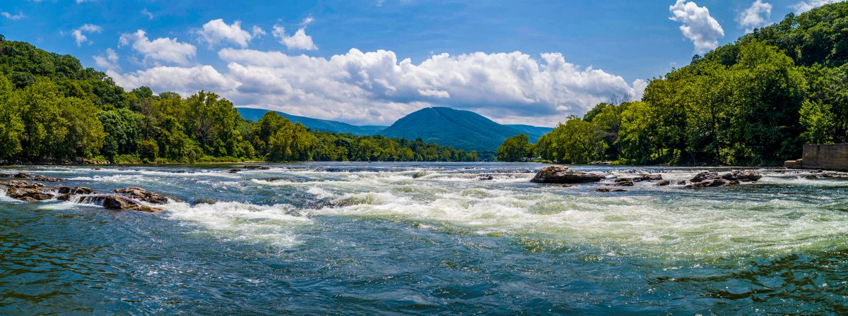 Learn more about our #community: <a href="/ValleyofLight/">Valley of Light</a> (VOL) is an #intentionalcommunity on the New River in Virginia. The river is one of the oldest in the world.

On 22 acres, we've built a guesthouse, cabins, campground, #RiverHouse &amp; more! Learn &amp; visit: tinyurl.com/mb3akrk