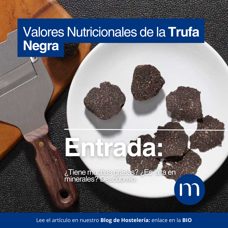 Aquí la tenemos, la tan cotizada trufa negra. 💸 Pero no venimos a contaros lo exclusiva que es, sino a que conozcáis los valores energéticos y nutricionales de ella. 
¿Tiene más grasas que proteínas? 🧐Os sorprenderá el número de calorías que tiene!