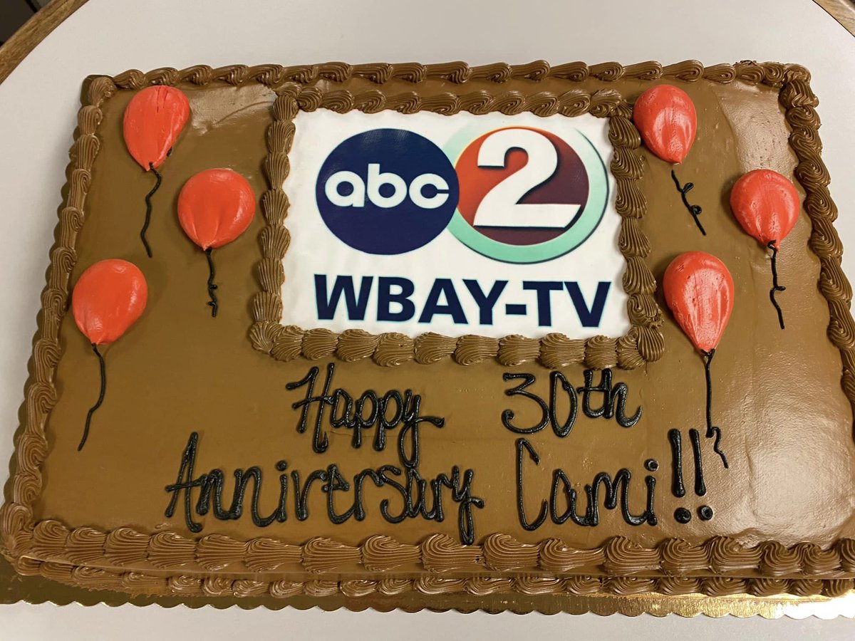 GrayMediaGTN's tweet photo. 👏 Round of applause for @CamiRapson, who recently celebrated THIRTY years at @WBAY! Thank you for three decades of service, Cami! #GrayProud https://t.co/9dujq5aRwe