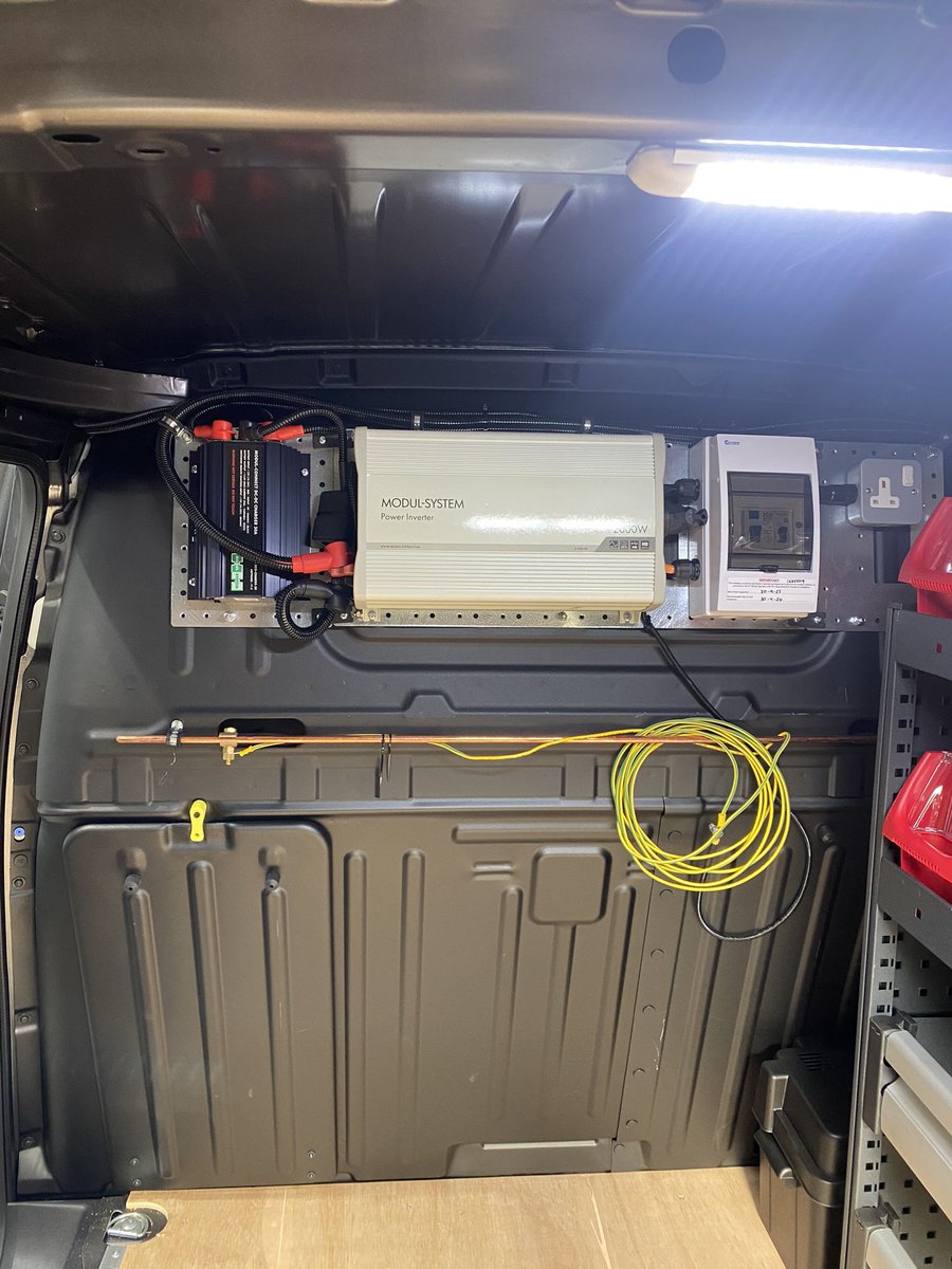 MorePower2use's tweet image. Just another fit out but with an inverter installed 😜 this is made easy with the help from the van fit out company called #ModulSystem 🫶🏻