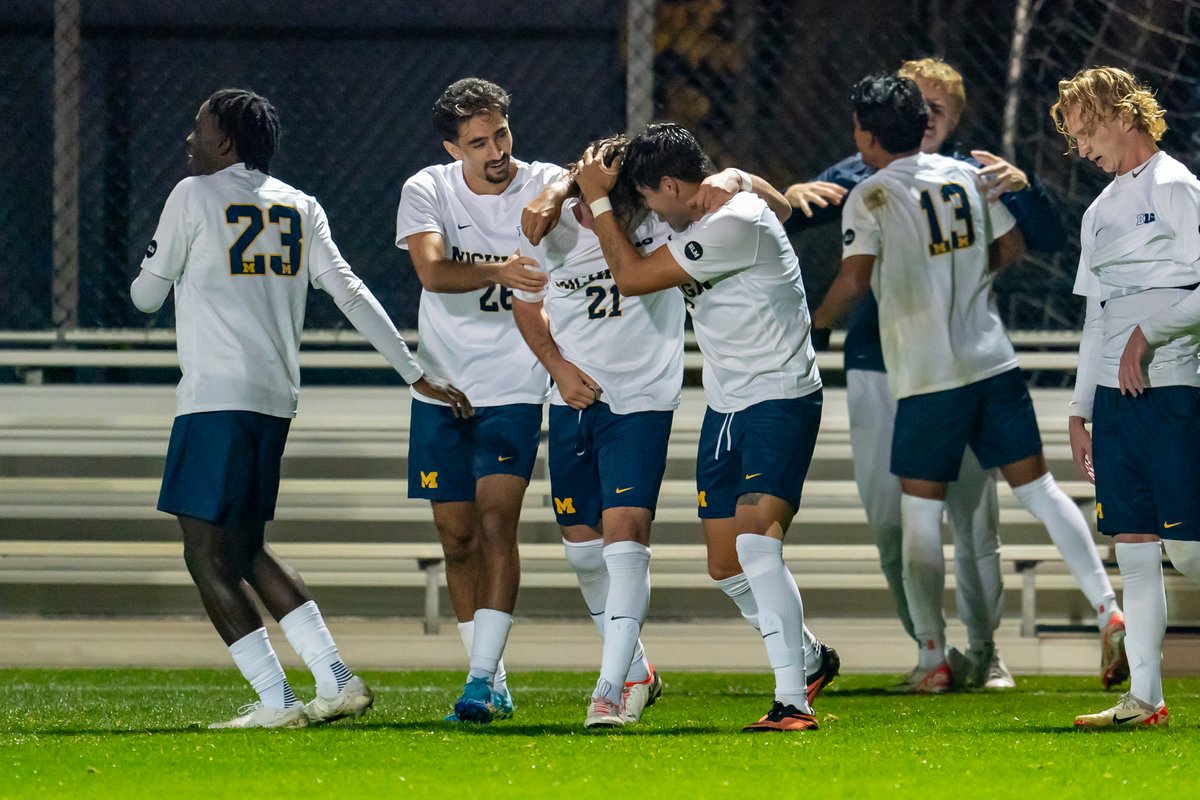 umichsoccer's tweet photo. What a way to celebrate senior day!

#GoBlue 〽️ https://t.co/ElzdeLh0P8