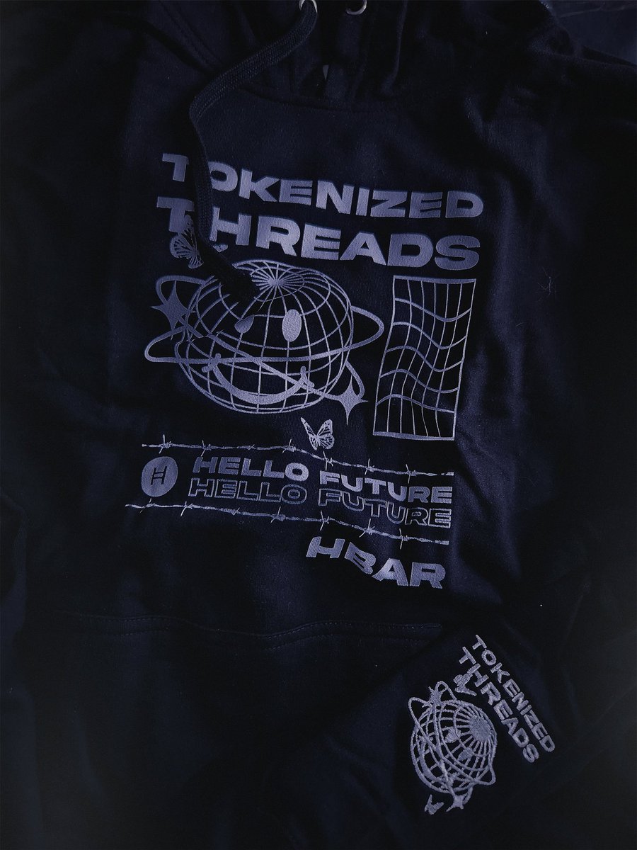 TokenizeThreads's tweet image. Easily one of our favorite picks from the collection right now.

This one is for all the #HBARbarians out there looking for modern $HBAR merch. #HelloFuture.

Shop Now: tokenizedthreads.com/products/black…