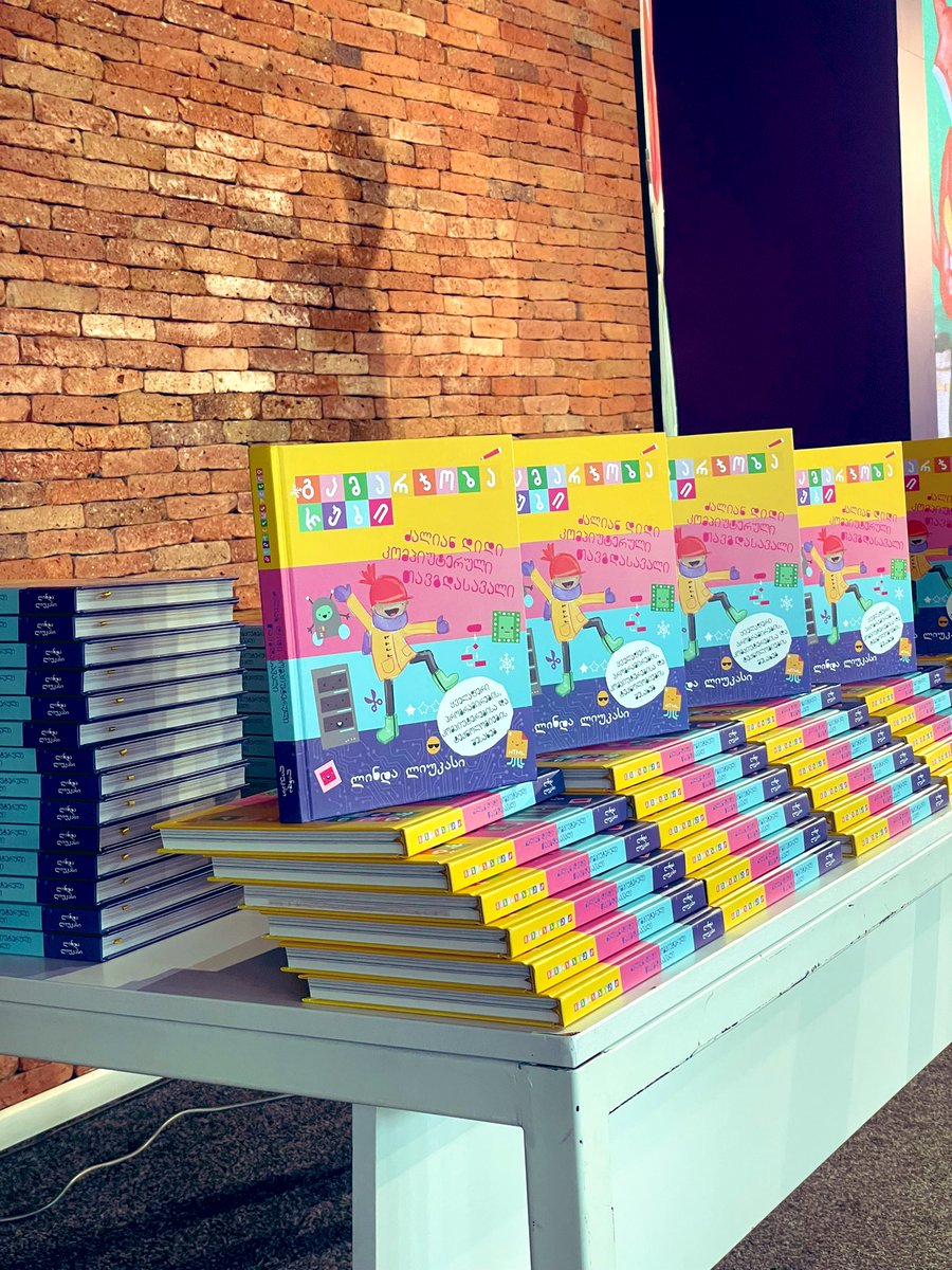 hellorubyworld's tweet photo. The new four-book bindup of Hello Ruby is out in Georgia and I love the surprise that waited me (and the educators) at the venue. https://t.co/ao0qSxxvOH