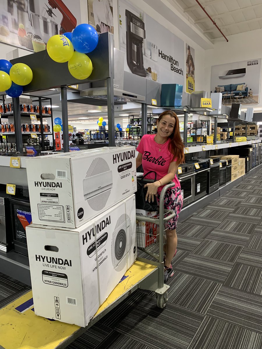 tiendasdaka's tweet photo. ¡CLIENTES FELICES!💛🤩

Las #100HorasDaka están esperando por ti a nivel nacional 🫶🏽🥳

¿Qué esperas para unirte al momento Daka? 😎🎉

#26Octubre #TiendasDaka #FelizJuevesATodos https://t.co/HBV431FXzQ