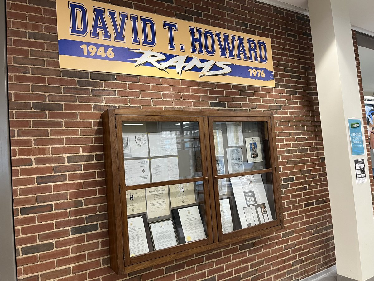 JoinTeamAPS's tweet photo. A huge THANKS to Principal Hollis, Anitra  @msmededucator and Austin @hunter_mentors @APSHoward for hosting the HR Talent Mgmt. Career Development Career Pathways info session at their fabulous REACH Mentoring Program for new teachers. #CareerGrowth https://t.co/YQCvSFuyx6