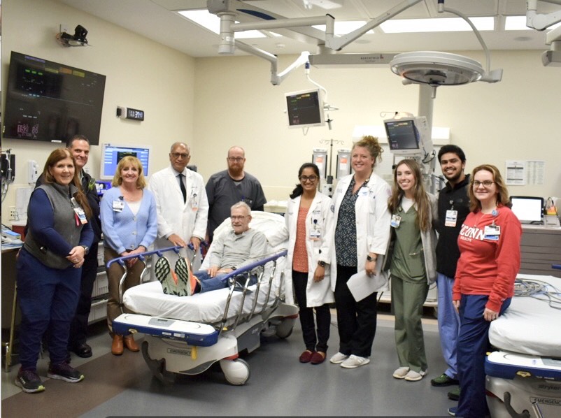 Our residents leading a Mock Stroke Alert at UConn with our wonderful patient actor, EMS, RNs, CT scan techs, pharmacy and stroke coordinators for system feedback and improvement! @EricaSchuyler @NMatch2024 #Neurology #NeuroTwitter @nkrothapalli4 @ajaytunguturi @Anveshhh @UConn