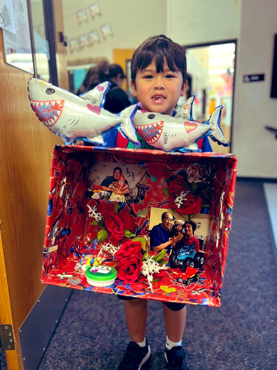 This young Maple Elementary scholar shared his ofrenda with me this week! ❤️ I can’t wait to see class ofrendas on display this Friday @ Maple’s Dia de Los Muertos Cultural Celebration #FSDconnects #CCSPP