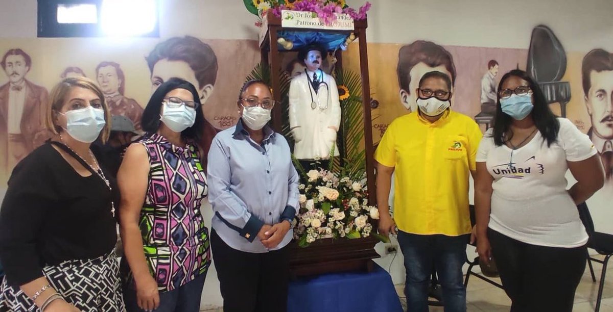 ADOrg_Laraof's tweet photo. #26Oct | Conmemoramos los 159 años del natalicio de nuestro Beato José Gregorio Hernández, que en vida se dedicó a servir a los más necesitados. Tomemos su ejemplo como acción diaria. José Gregorio, te pedimos con fe que intercedas por los enfermos en Venezuela. Amén. https://t.co/bRzd77A5gL