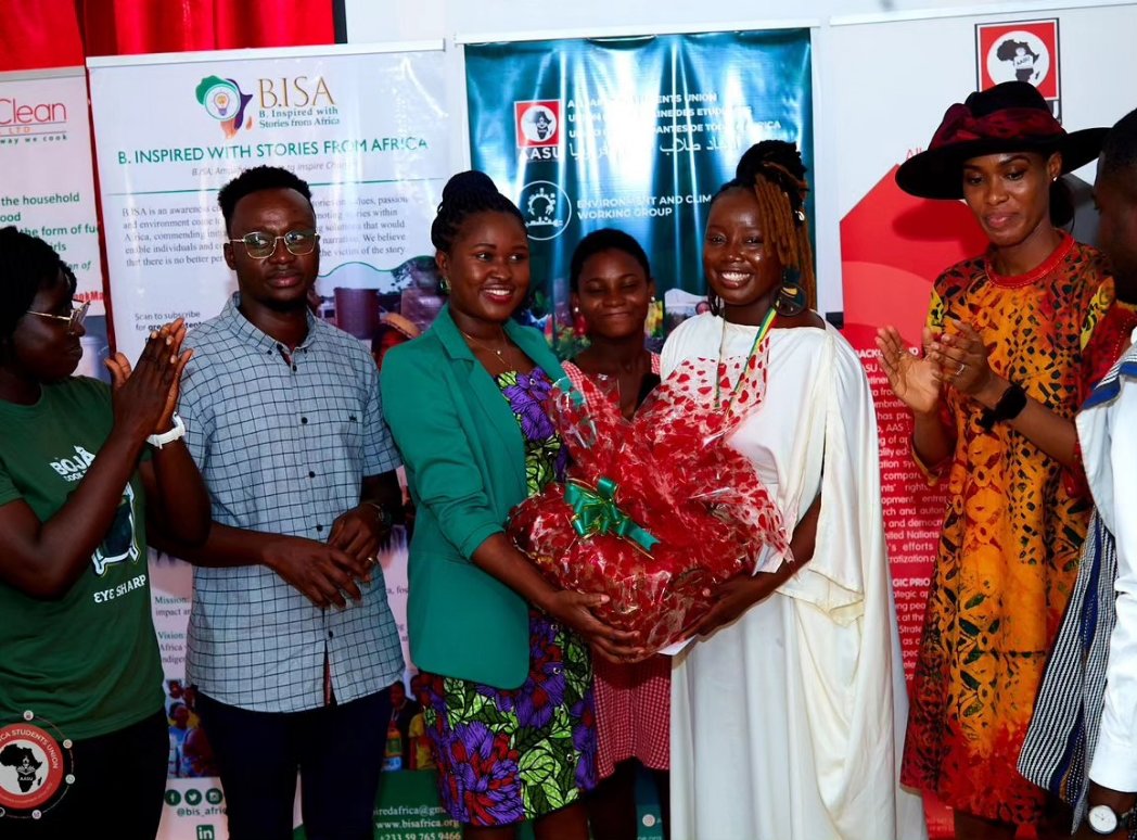 aasu_72's tweet photo. Excerpts of the #AASU collaborated #G3summit  that happened on the 21st of October, 2023. Winners and runners-up in Artistry, Poetry and Story Telling take their prizes. Congratulations to them once again! https://t.co/GuV5BT3qmw