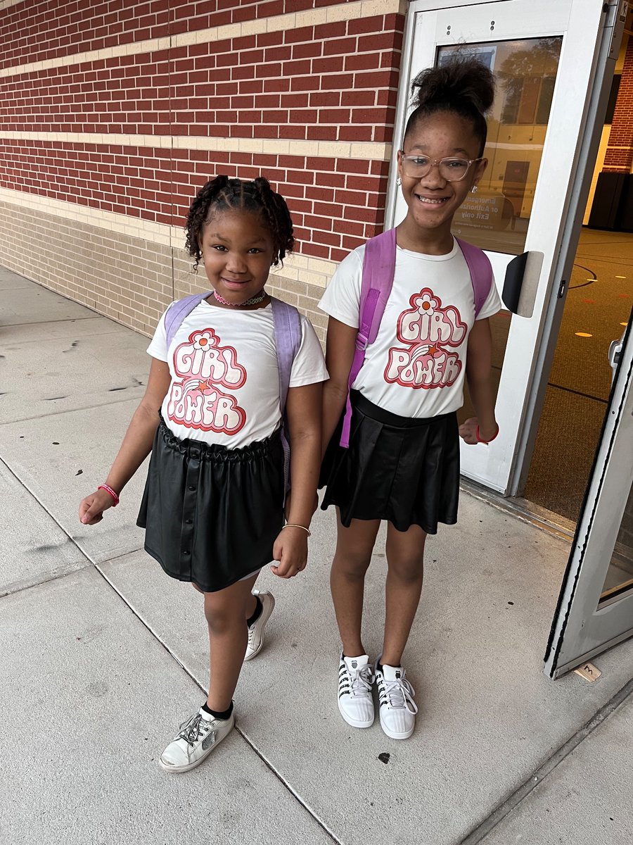 justinbjackson's tweet image. Twin Day!  
#redribbonweek
#Wearespring