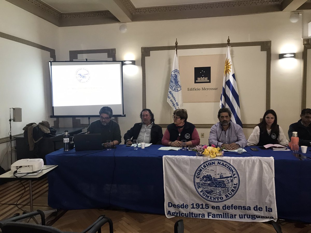 cnfr_uy's tweet photo. #ahora Se desarrolla la Asamblea General Ordinaria de CNFR con la participación de delegados y delegadas de organizaciones de base de todo el país. https://t.co/voUFIeEwkn