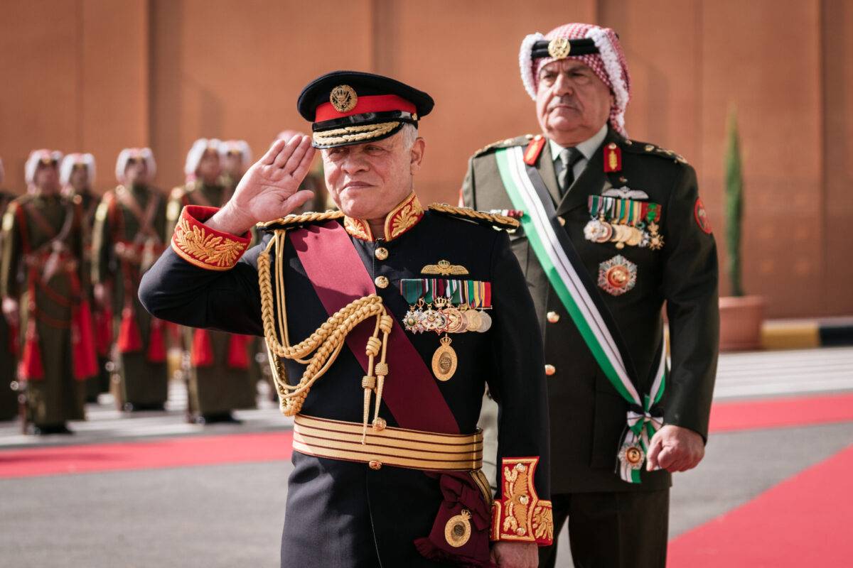 Megatron_ron's tweet image. BREAKING:

The Arab Organisation for Human Rights in the UK has criticised Jordan for allowing a US air-bridge transporting weapons to Israel, including special forces.

According to the organisation, 62 US-Israeli flights transported ammunition, missiles, vehicles, and much…