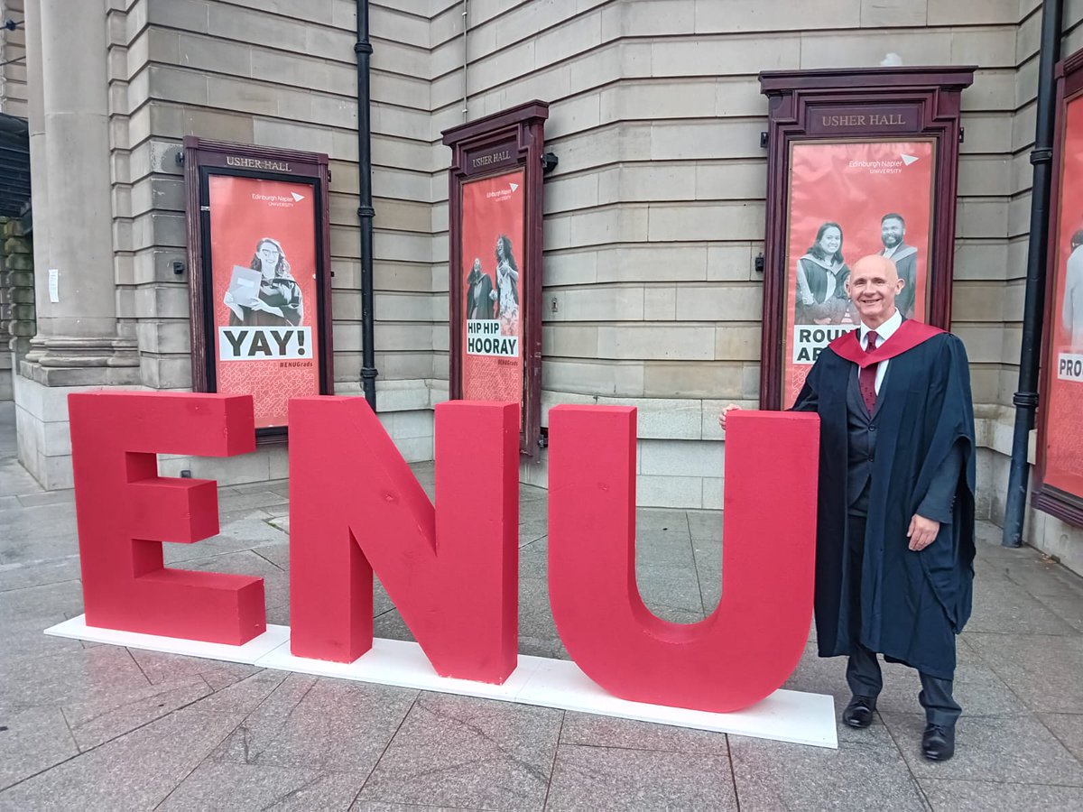 Will Francis tweet media