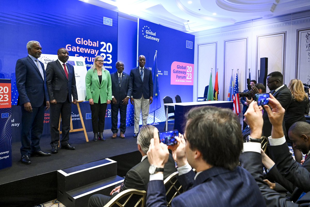 Jutta Urpilainen (@juttaurpilainen) on Twitter photo #TeamEurope initiative on local 💉💊 manufacturing and coordination with <a href="/_AfricanUnion/">African Union</a> is bearing fruit.
At #GlobalGateway Forum, 🇪🇺 announced €134 million complementary support to activities ramping up capacities in six African countries 🇪🇬🇬🇭🇳🇬🇷🇼🇸🇳🇿🇦. #TeamEurope initiative on local 💉💊 manufacturing and coordination with <a href="/_AfricanUnion/">African Union</a> is bearing fruit.
At #GlobalGateway Forum, 🇪🇺 announced €134 million complementary support to activities ramping up capacities in six African countries 🇪🇬🇬🇭🇳🇬🇷🇼🇸🇳🇿🇦.