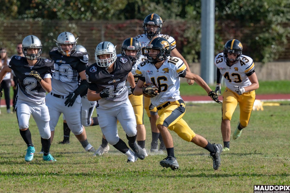 Giaguari: Doppia trasferta per U15 e U18, U21 in bye

2divisione.fidaf.org/2023/10/26/gia…

<a href="/Giaguari_Torino/">Giaguari Torino 1979 Official</a> <a href="/Seamen_milano/">Milano Seamen</a>