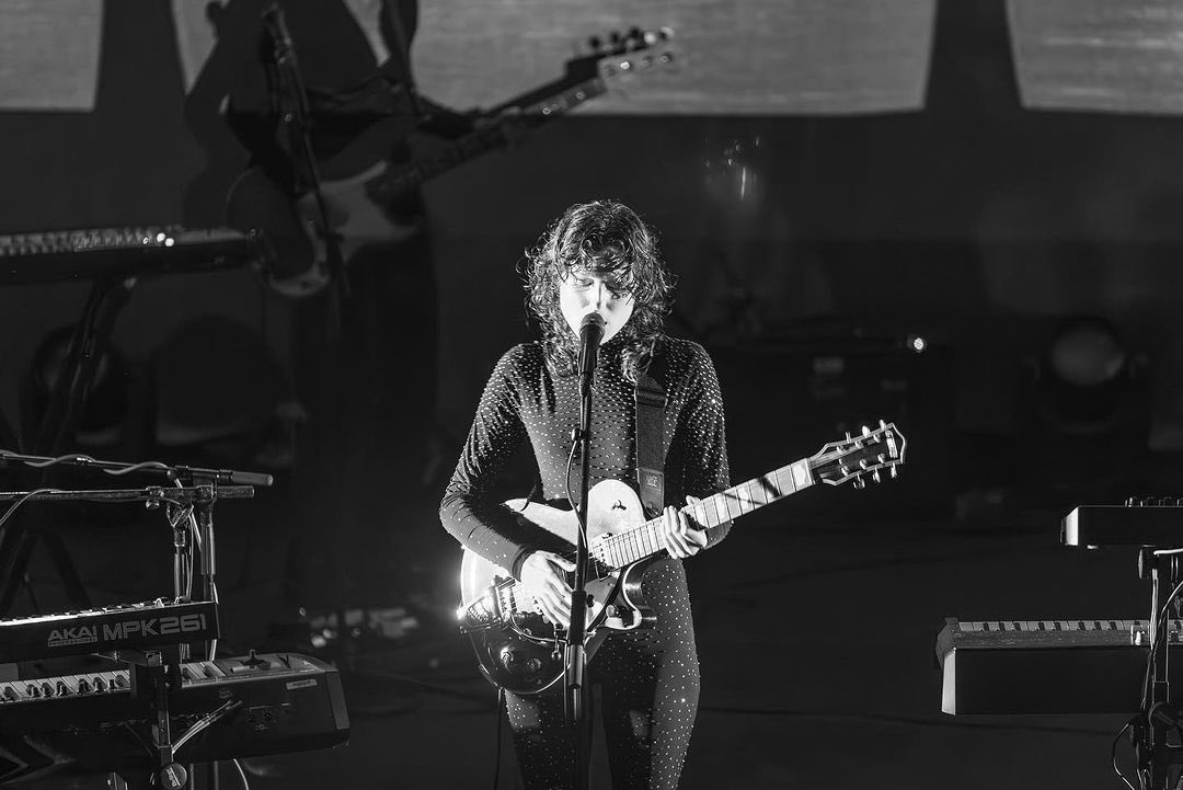 Last night at the beautiful Belasco, thank you Los Angeles 🖤 📸 Anna Wigmore