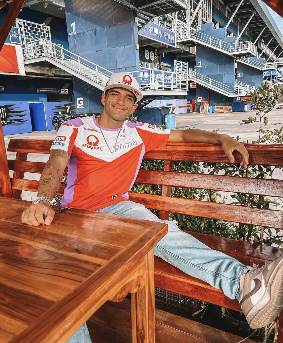 Jorge Martín Almoguera tweet media