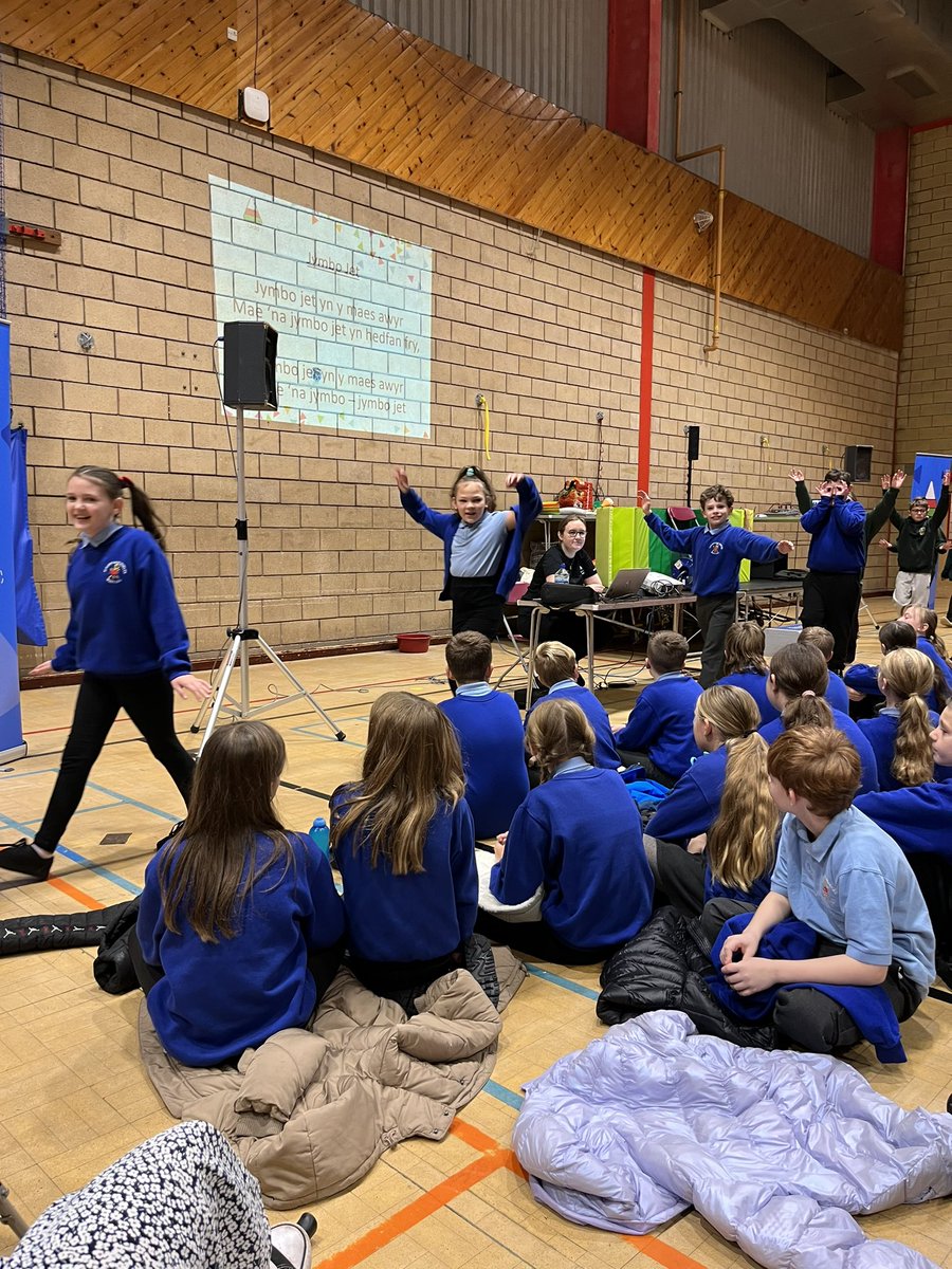 St Mary & St Patrick (@stmarypatrick) on Twitter photo Blwyddyn 5 a 6 had a wonderful time singing at the Jambouri this morning. Diolch! #jambouri2023 <a href="/urddmg/">Urdd Morgannwg Ganol</a> <a href="/Urdd/">Urdd Gobaith Cymru</a> <a href="/CSCJES/">Central South Consortium</a> <a href="/CSC_langlitcomm/">CSC_LLC</a> Blwyddyn 5 a 6 had a wonderful time singing at the Jambouri this morning. Diolch! #jambouri2023 <a href="/urddmg/">Urdd Morgannwg Ganol</a> <a href="/Urdd/">Urdd Gobaith Cymru</a> <a href="/CSCJES/">Central South Consortium</a> <a href="/CSC_langlitcomm/">CSC_LLC</a>
