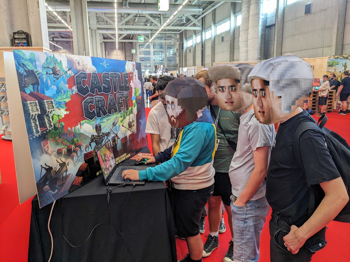 Showcasing Castle Craft to the public at Hero Fest was both incredibly exciting and a tad intimidating! After three days at the booth, we left both happy and exhausted. A group of kids even came back three times to play again – that's how we know we're on the right track! 💓