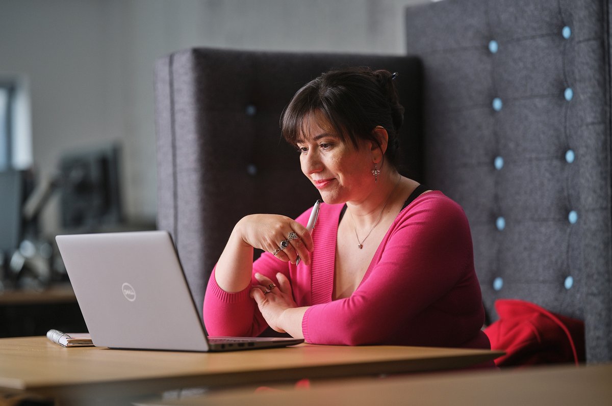 Jisc's tweet photo. Get involved in our digital research community as we bring together research leaders, researchers and research support professionals to discuss activities related to research within institutions 👉 https://t.co/1GREicqmMZ

#JiscDigiRes #OAWeek https://t.co/iXrGqY0gUP
