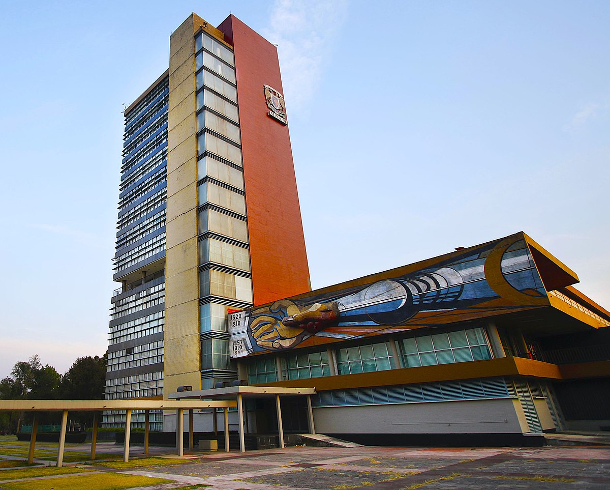 RadioUNAM's tweet photo. #AlAire 🎙
Seguimos conociendo a las y los aspirantes a la Rectoría de la @UNAM_MX.
AHORA conversamos con el Dr. Imanol Ordorika Sacristán,  quien presentará sus propuestas para el periodo 2023-2027.
👉 96.1 FM y https://t.co/wNvjJcXrjd
👉 860 AM y https://t.co/jy46Q5mzL0 https://t.co/gxcCGDB2sY