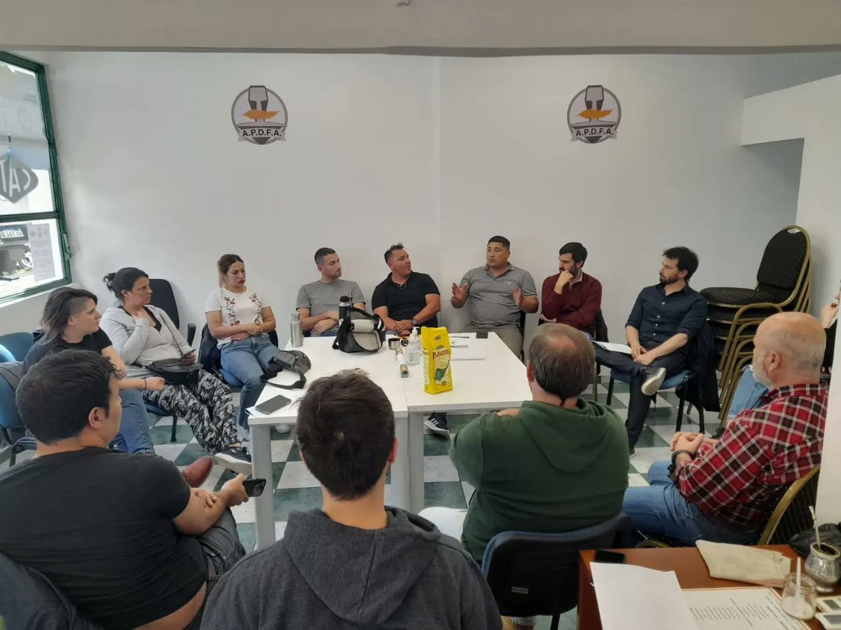 JApdfa's tweet photo. #Retiro 📌

Visitamos la renovada #Seccional #Adifse #Sosfe y charlamos con nuestros compañeros/as, dónde pudimos analizar el resultado de las últimas elecciones donde triunfo el peronismo, la actualidad de nuestro @apdfanacional sigue... https://t.co/FN3rPkhxvc