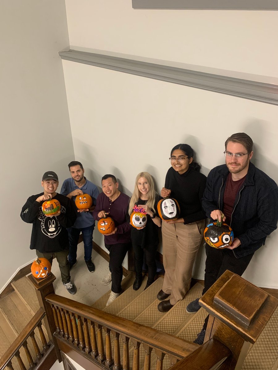 DataRealm tweet media