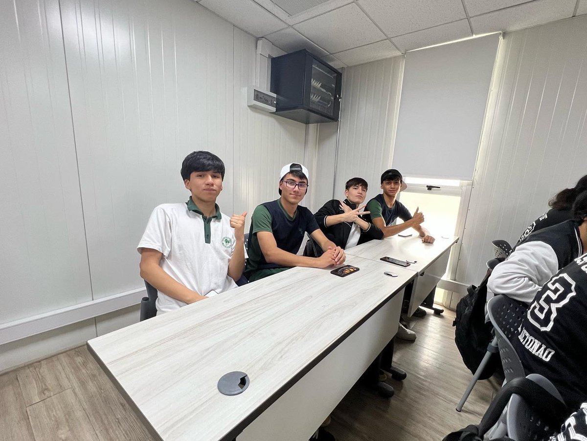 Santiago CFT | Estatal de la Región Metropolitana tweet media