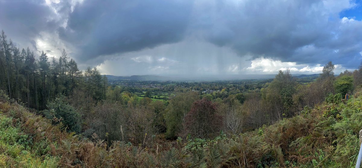 When your on the #MalvernHills in the sunshine &amp; a very intense local storm arrives 😳😳

#photography #Weather #WeatherPhotography #StormHour #worcestershire