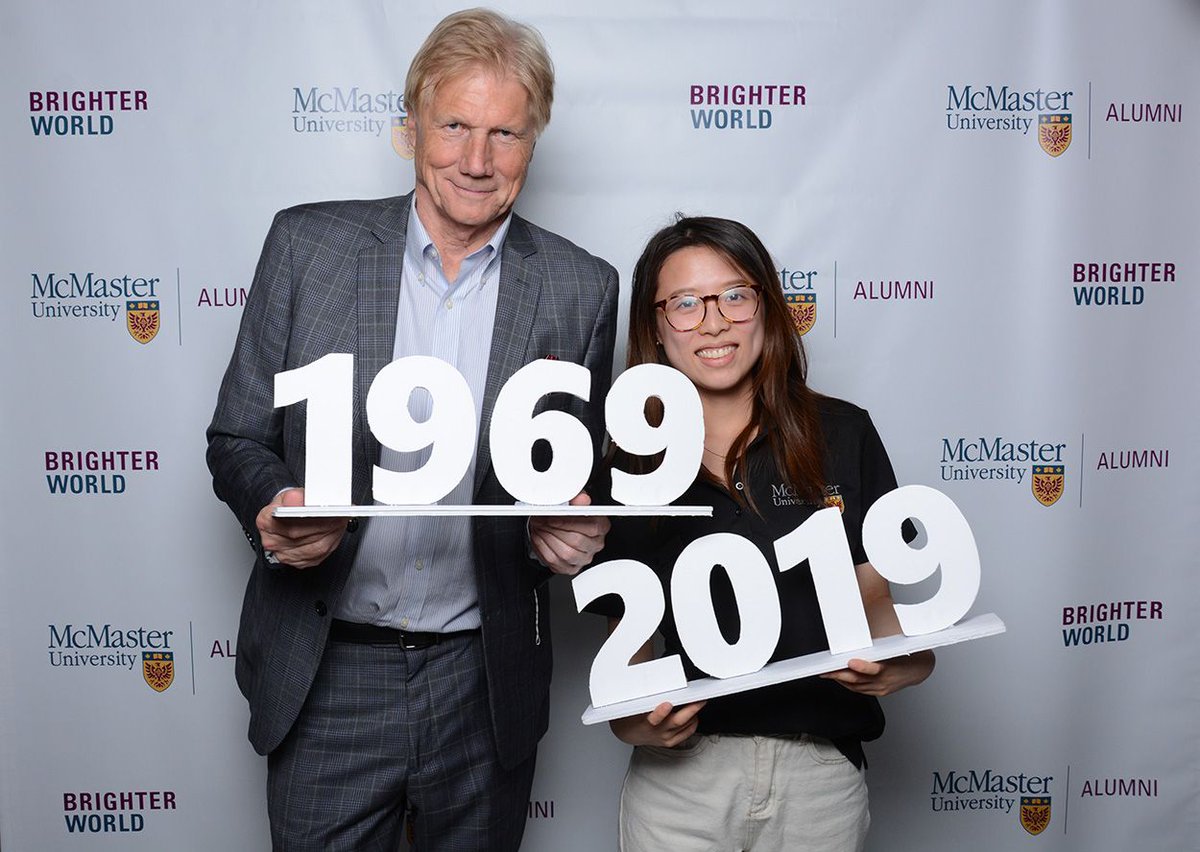 McMasterAlumni's tweet photo. Check out some before and after pics of grads! 📚🎓
#ThrowMacThursday https://t.co/dqn0VsFWcA