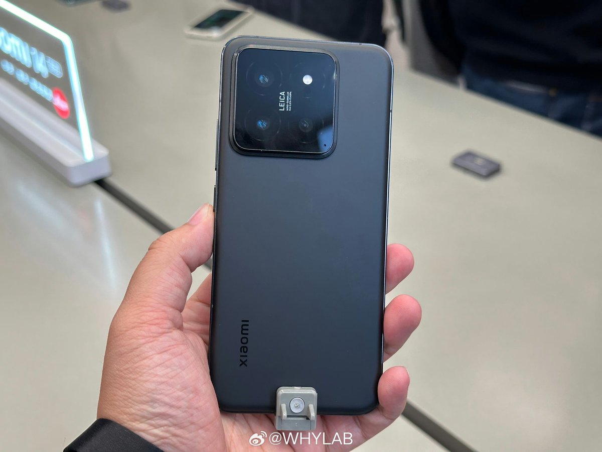 ShishirShelke1's tweet image. Xiaomi 14 all colors hands on!

✅ Rock Green
✅ White
✅ Snow Mountain Pink
✅ Black

Which one is your favourite? 👀