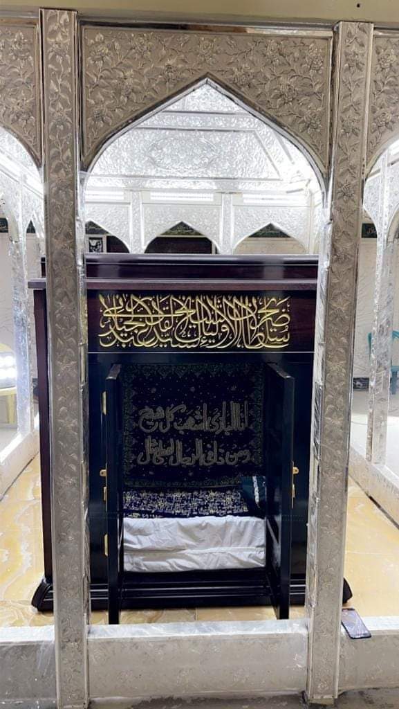 पवित्र पैगंबर (अल्लाह की शांति और आशीर्वाद उस पर हो) ने कहा: -
"विद्वान ज्ञान की दृष्टि से पैगम्बरों के उत्तराधिकारी हैं"
#ShaykAbdulQadirTheTruthful