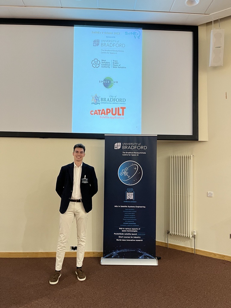 Our colleague Paco Muro is currently attending SatNEx School 2023 in West Yorkshire-UK, a 🛰 event organised by the <a href="/UniofBradford/">University of Bradford</a> <a href="/satnexv/">SatNEx V</a> focused on #AI #ML applications for #SatelliteSystems, a key R&amp;D area at <a href="/MobilenetUMA/">MobileNetUMA</a>  satnex-school2023-siena.diism.unisi.it